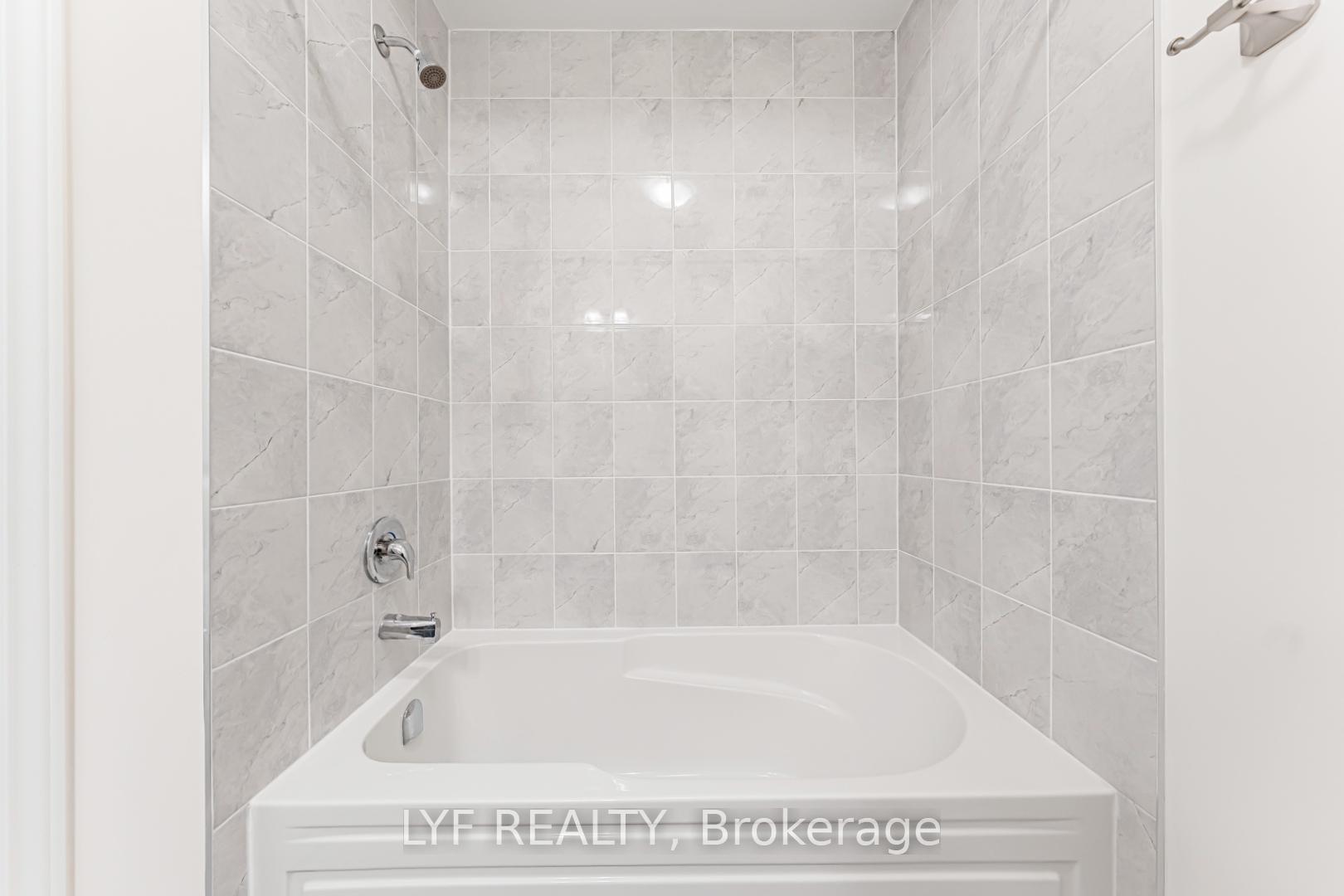 Photo 44 of 20 Lord Melborne Street, Markham, Victoria Square — HOMEH
