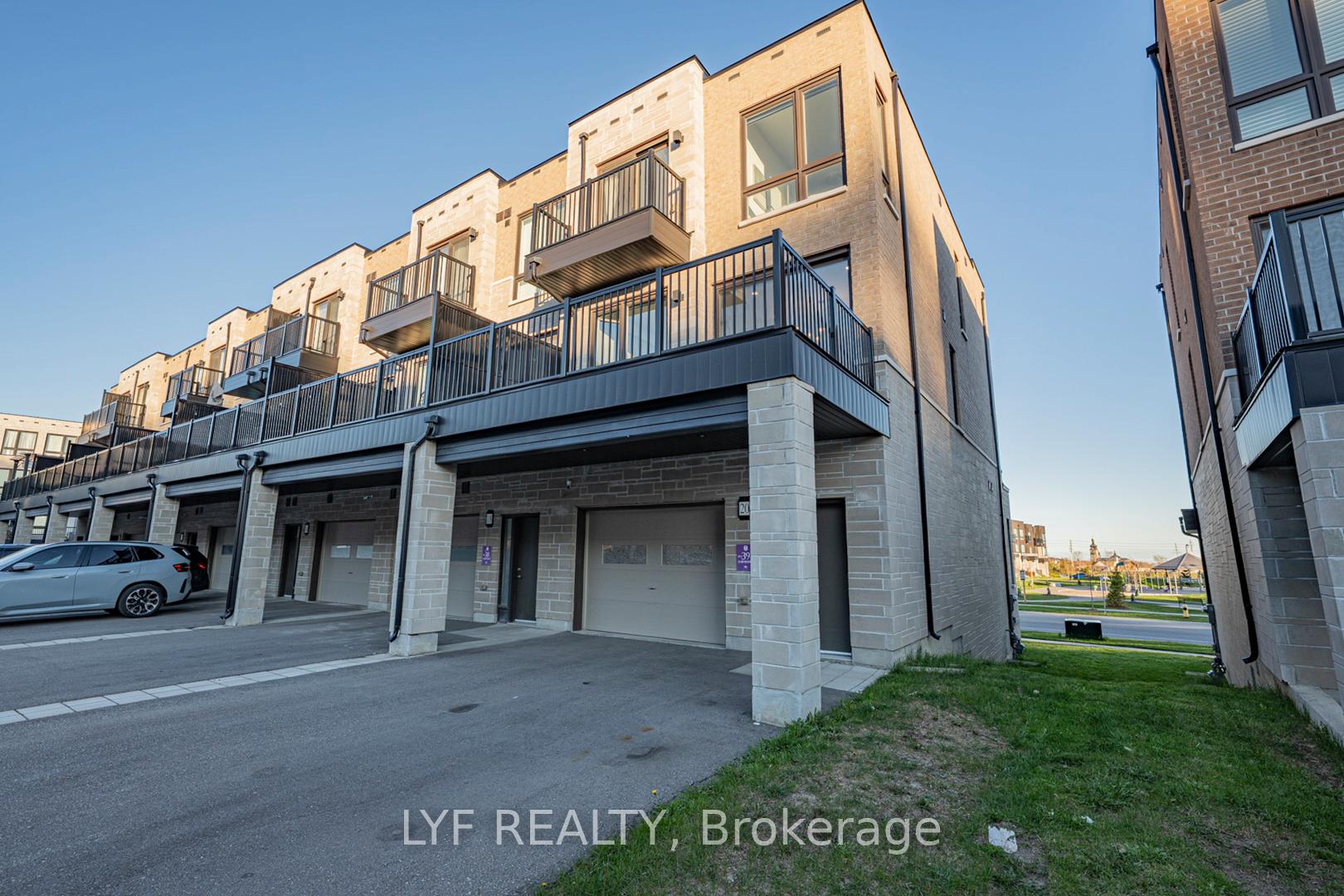 Photo 48 of 20 Lord Melborne Street, Markham, Victoria Square — HOMEH