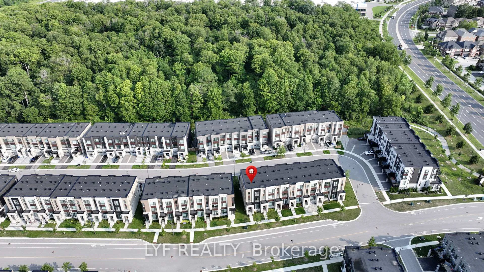 Photo 3 of 20 Lord Melborne Street, Markham, Victoria Square — HOMEH