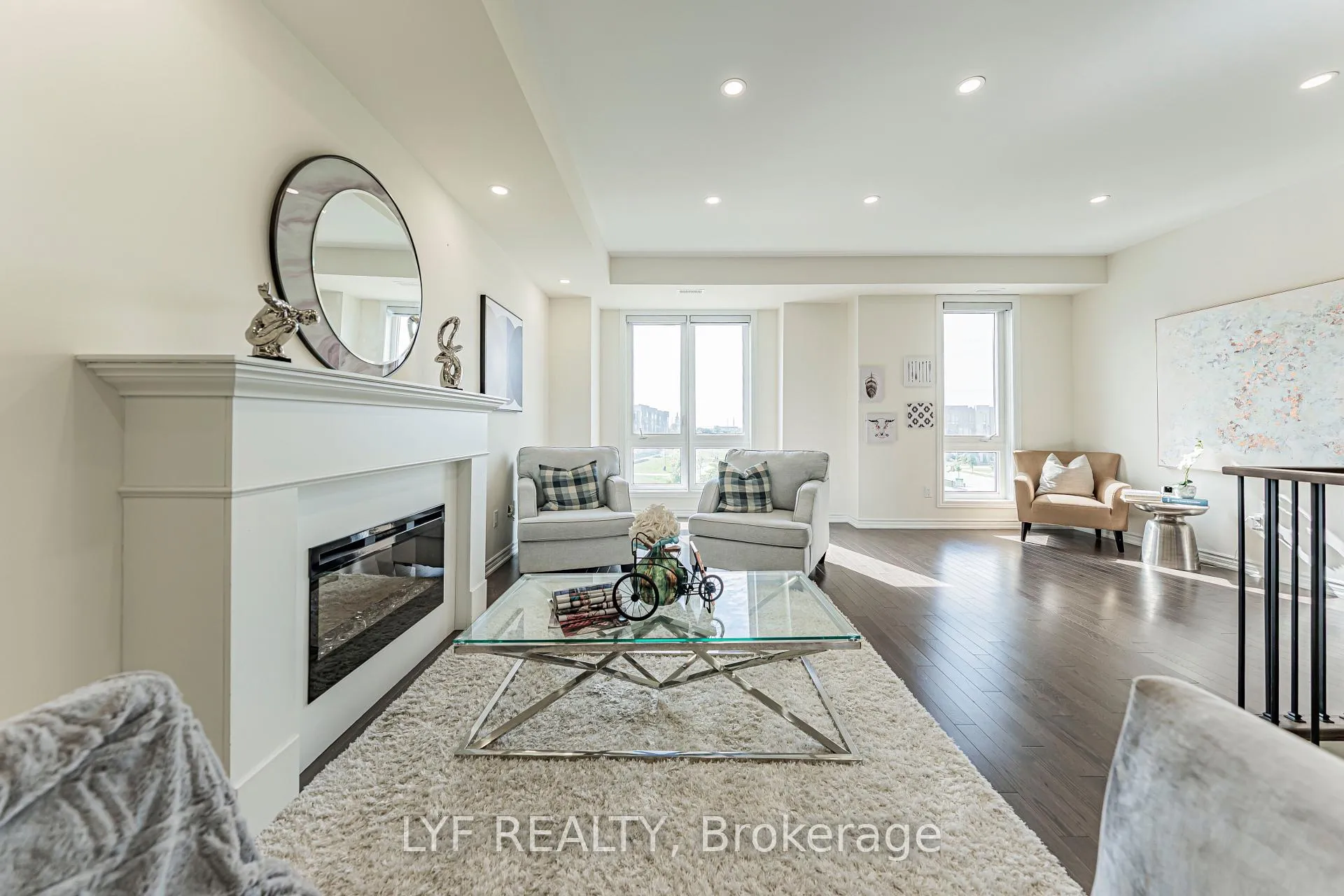 Photo 15 of 20 Lord Melborne Street, Markham, Victoria Square — HOMEH