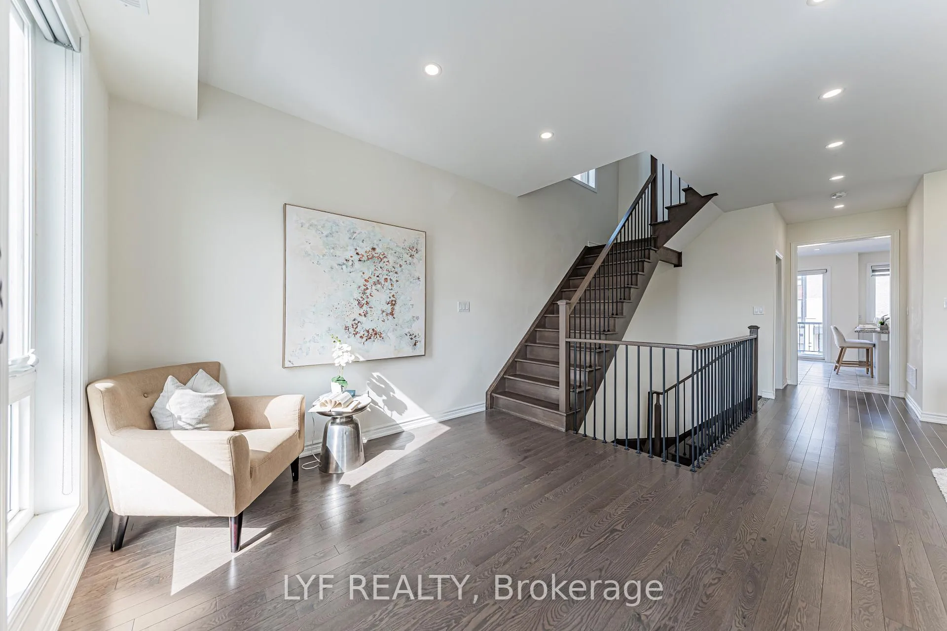 Photo 17 of 20 Lord Melborne Street, Markham, Victoria Square — HOMEH