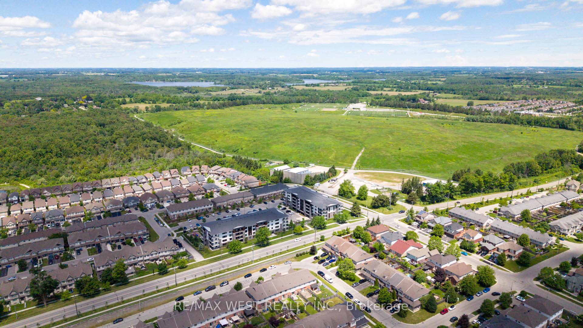 Photo 2 of Unit 207, 108 Summit Ridge Drive, Guelph, Grange Road — HOMEH