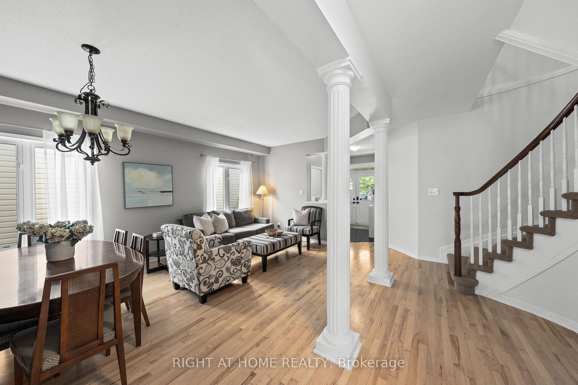 Photo 9 of 517 Stonechurch Way, Ottawa, Barrhaven - Cedargrove/Fraserdale — HOMEH