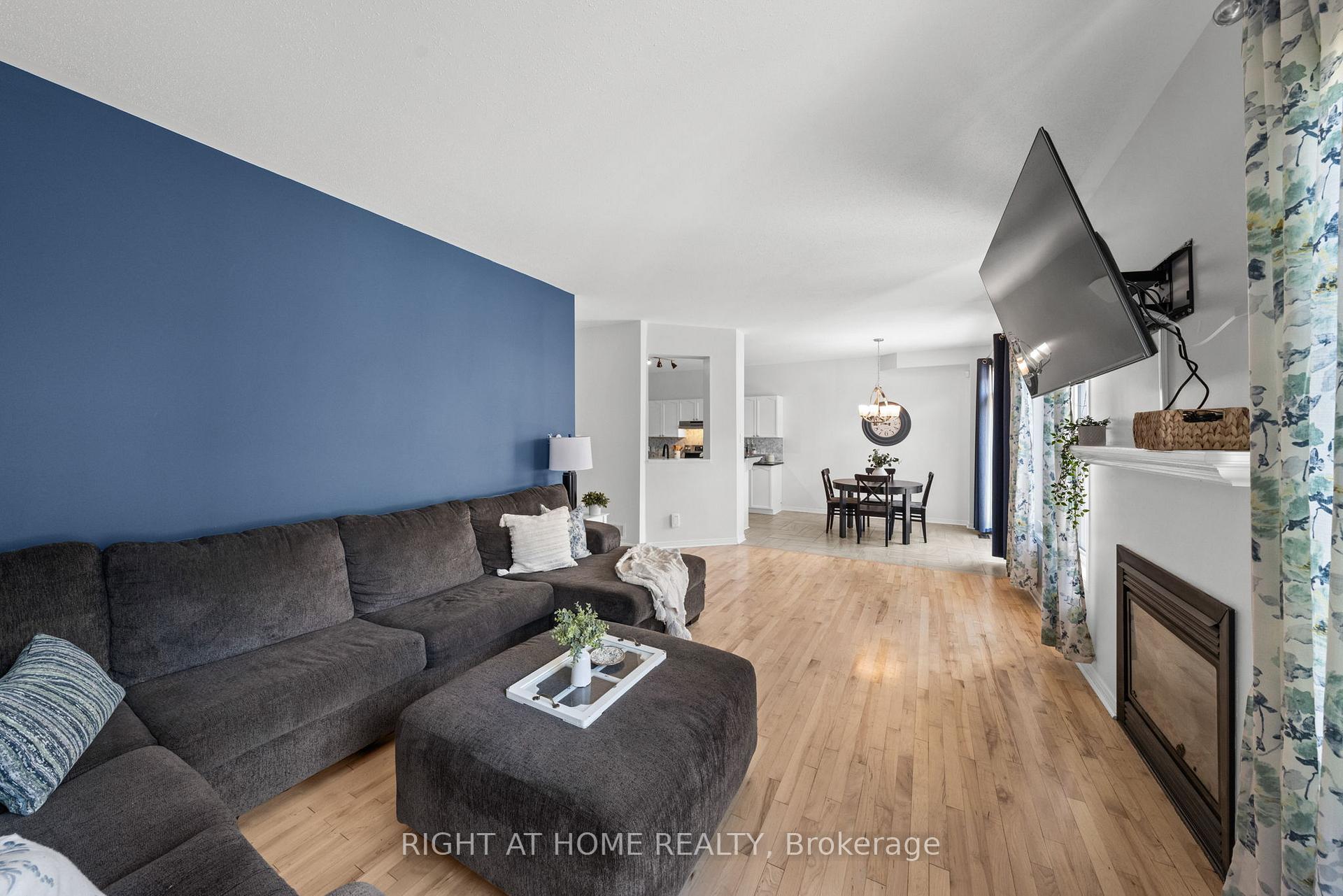 Photo 19 of 517 Stonechurch Way, Ottawa, Barrhaven - Cedargrove/Fraserdale — HOMEH