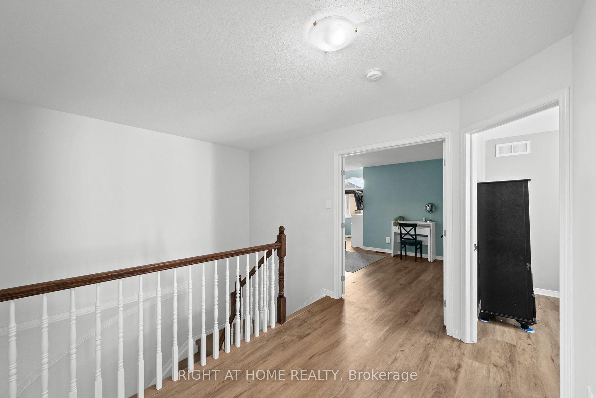 Photo 23 of 517 Stonechurch Way, Ottawa, Barrhaven - Cedargrove/Fraserdale — HOMEH
