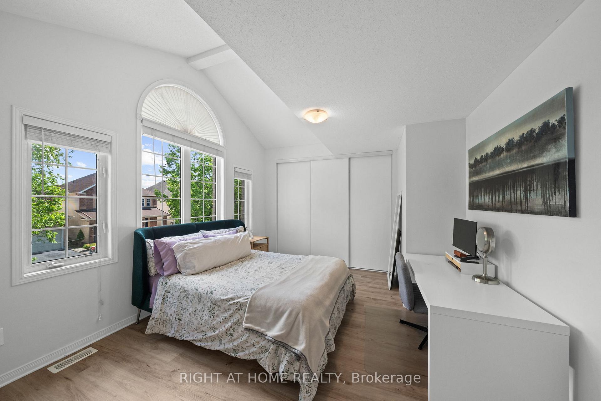Photo 29 of 517 Stonechurch Way, Ottawa, Barrhaven - Cedargrove/Fraserdale — HOMEH