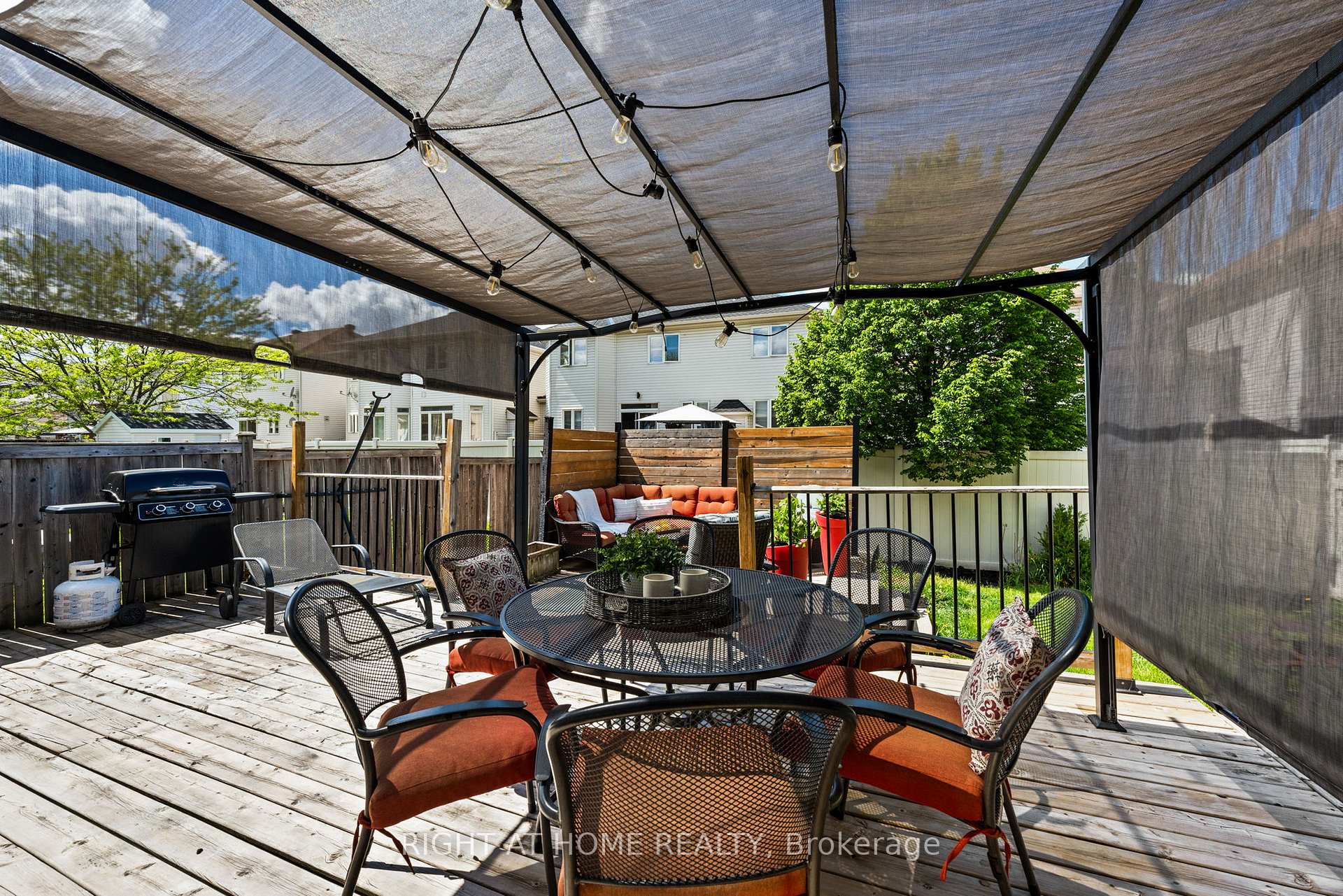 Photo 44 of 517 Stonechurch Way, Ottawa, Barrhaven - Cedargrove/Fraserdale — HOMEH