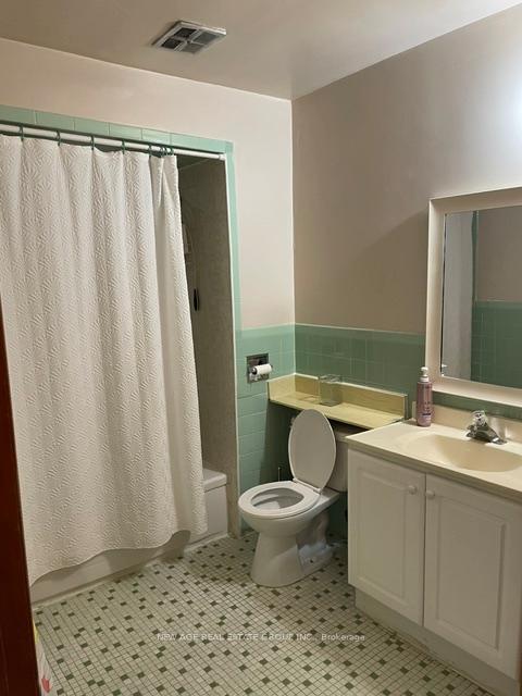 Photo 8 of 112 Anthia Drive W, North York, Humber Summit — HOMEH