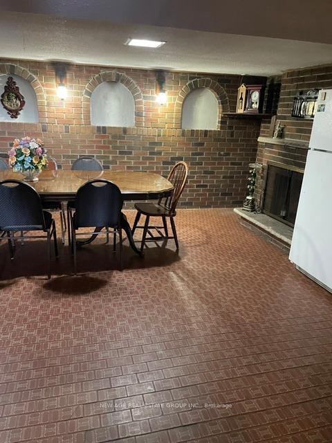 Photo 17 of 112 Anthia Drive W, North York, Humber Summit — HOMEH