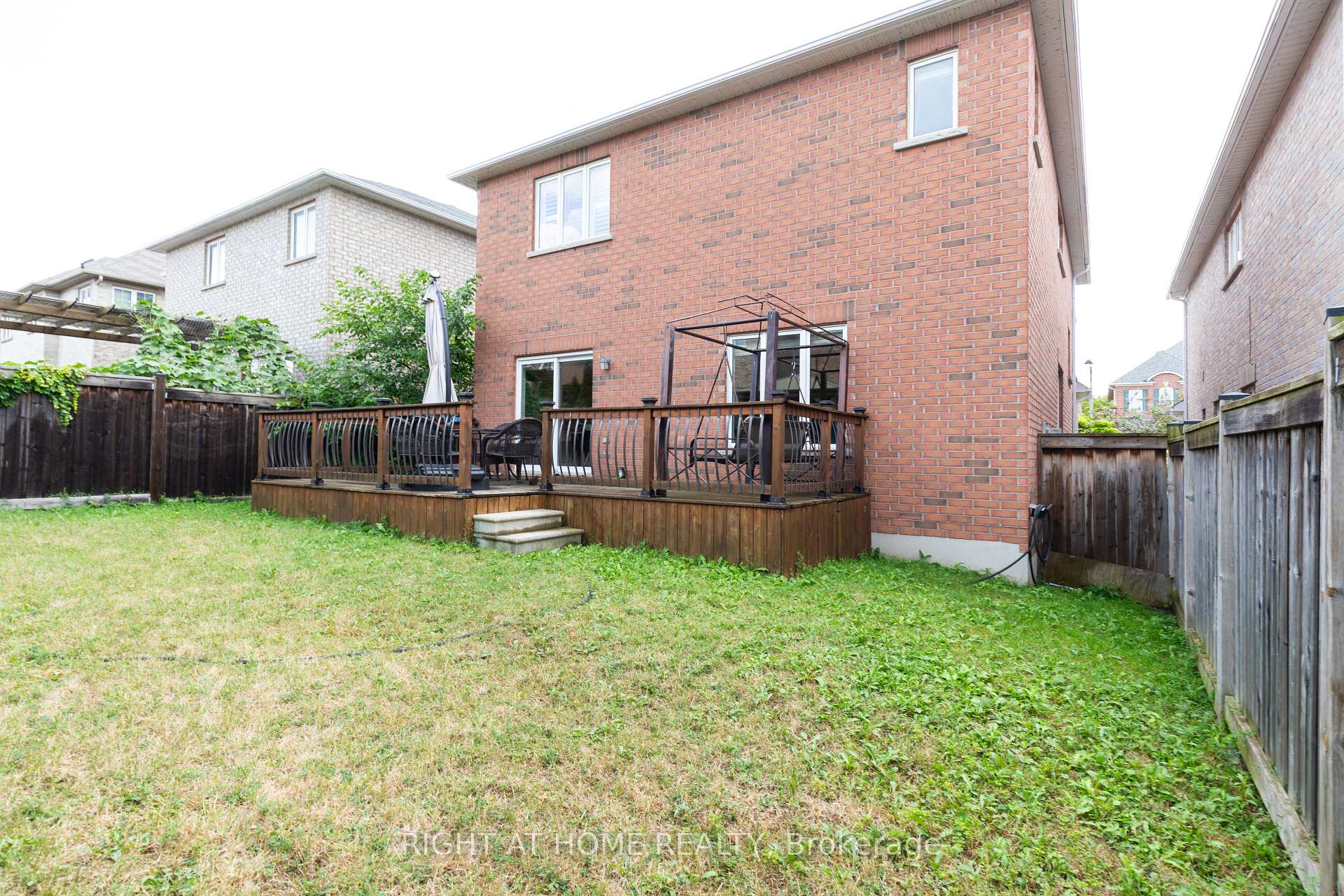 Photo 36 of 182 Maurier Boulevard, Vaughan, Patterson — HOMEH
