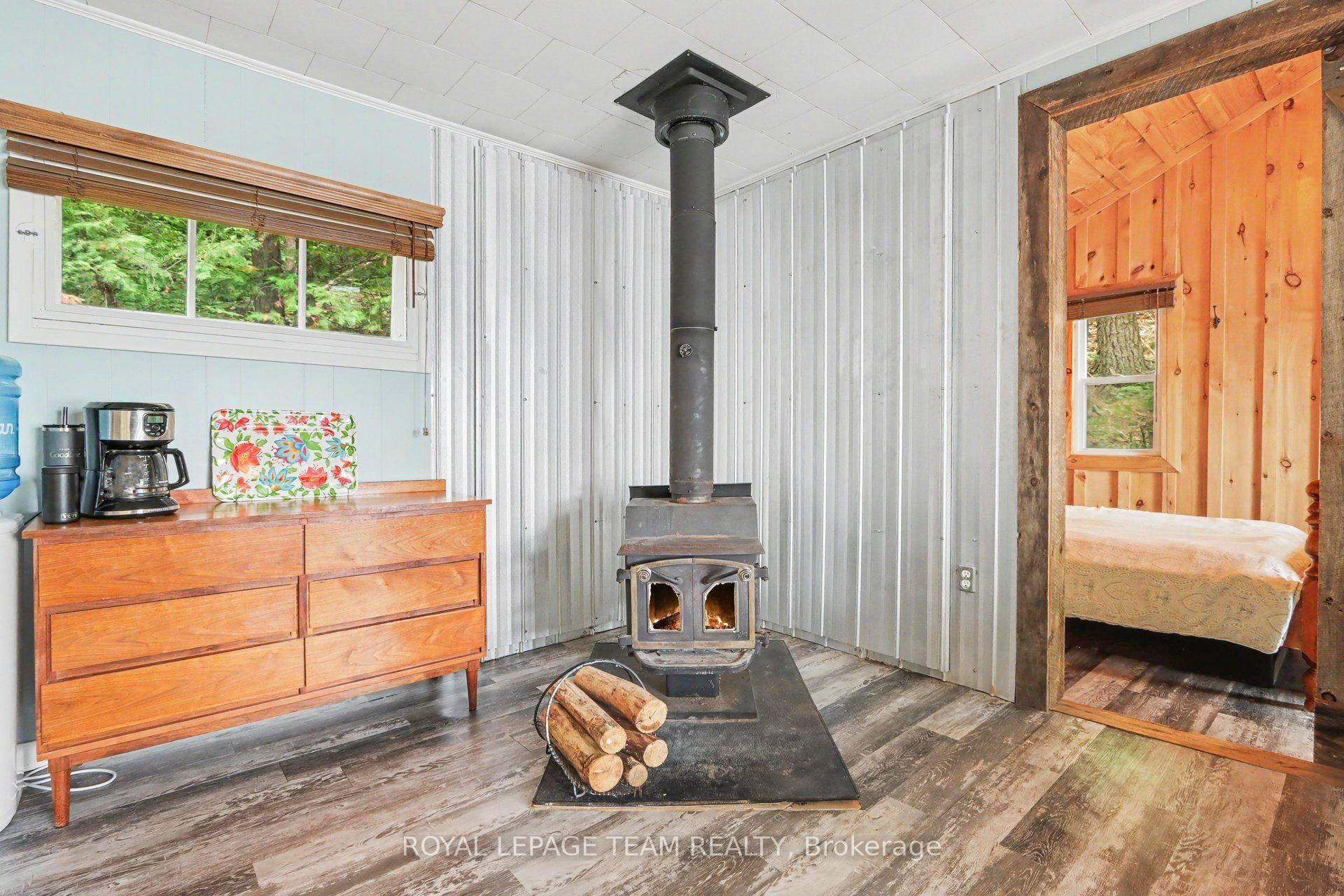 Photo 5 of 237 Bova Road, Tay Valley, Bathurst/Burgess & Sherbrooke (Bathurst) Twp — HOMEH