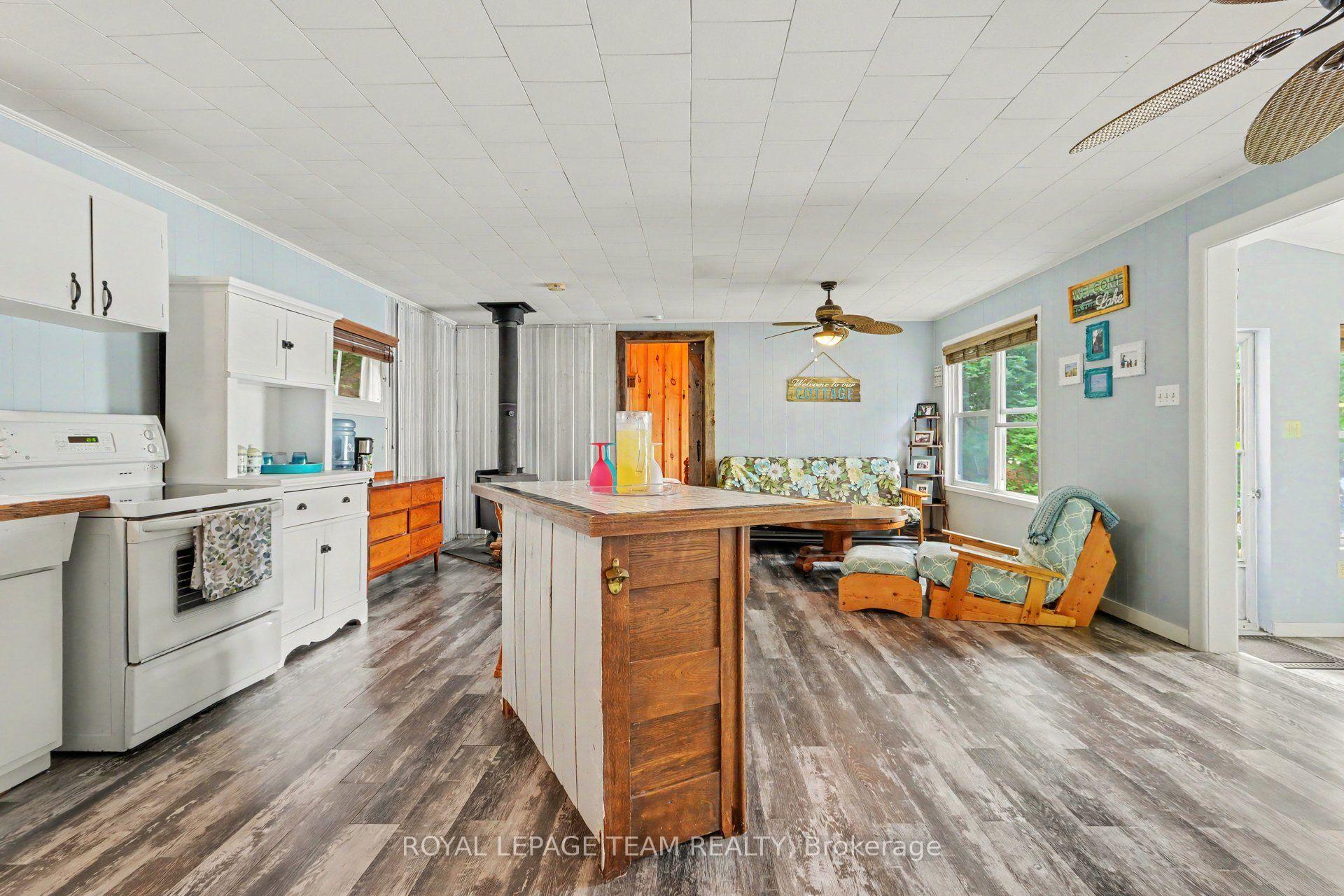Photo 6 of 237 Bova Road, Tay Valley, Bathurst/Burgess & Sherbrooke (Bathurst) Twp — HOMEH