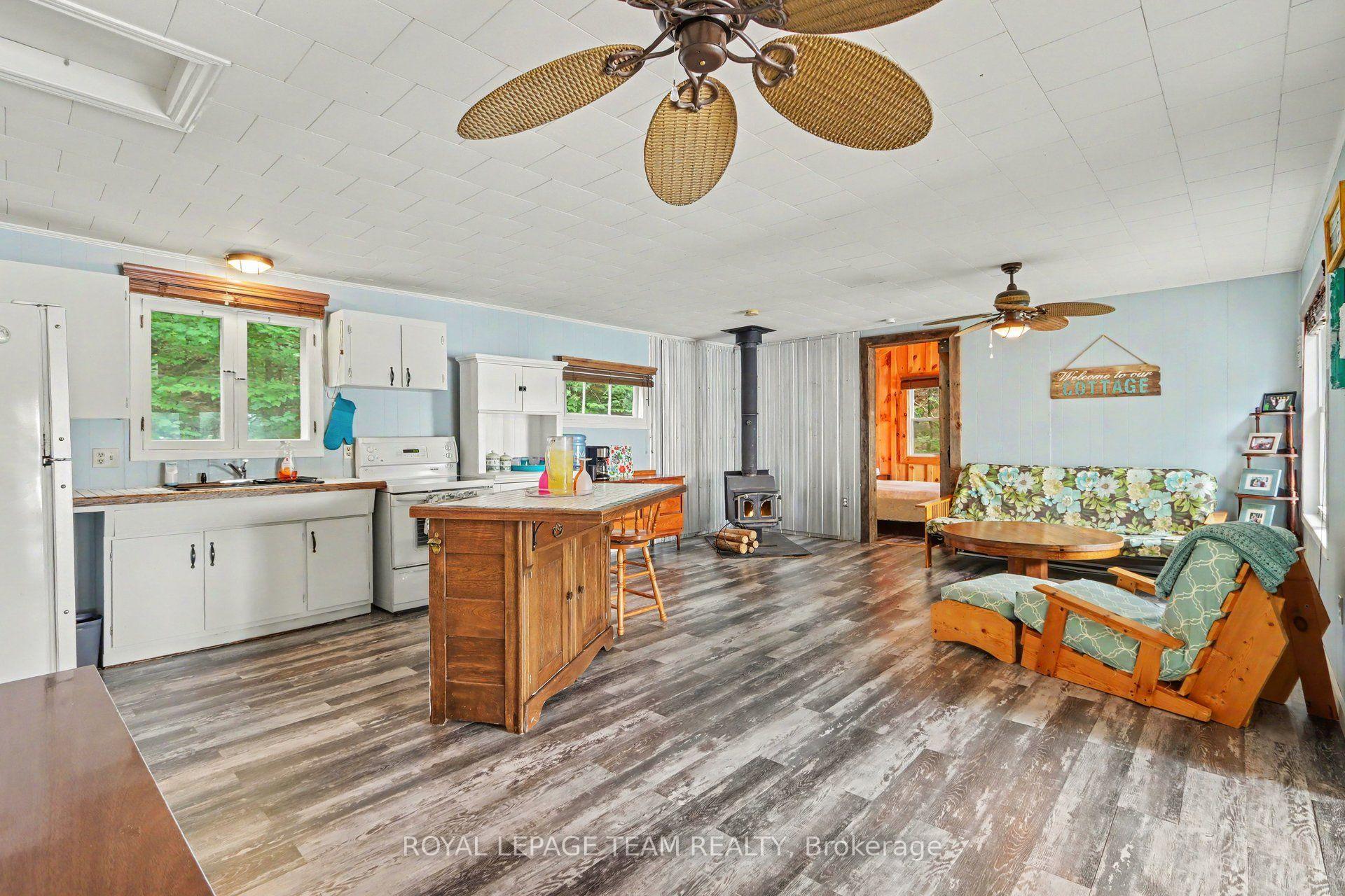 Photo 7 of 237 Bova Road, Tay Valley, Bathurst/Burgess & Sherbrooke (Bathurst) Twp — HOMEH