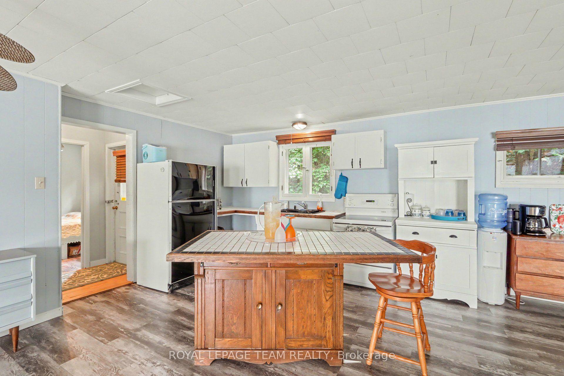 Photo 8 of 237 Bova Road, Tay Valley, Bathurst/Burgess & Sherbrooke (Bathurst) Twp — HOMEH