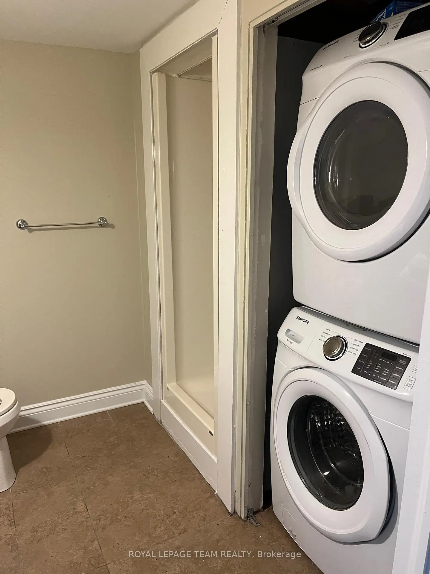 Photo 7 of Unit 64, 123 Castlegreen Private, Ottawa, Hunt Club Park/Greenboro — HOMEH