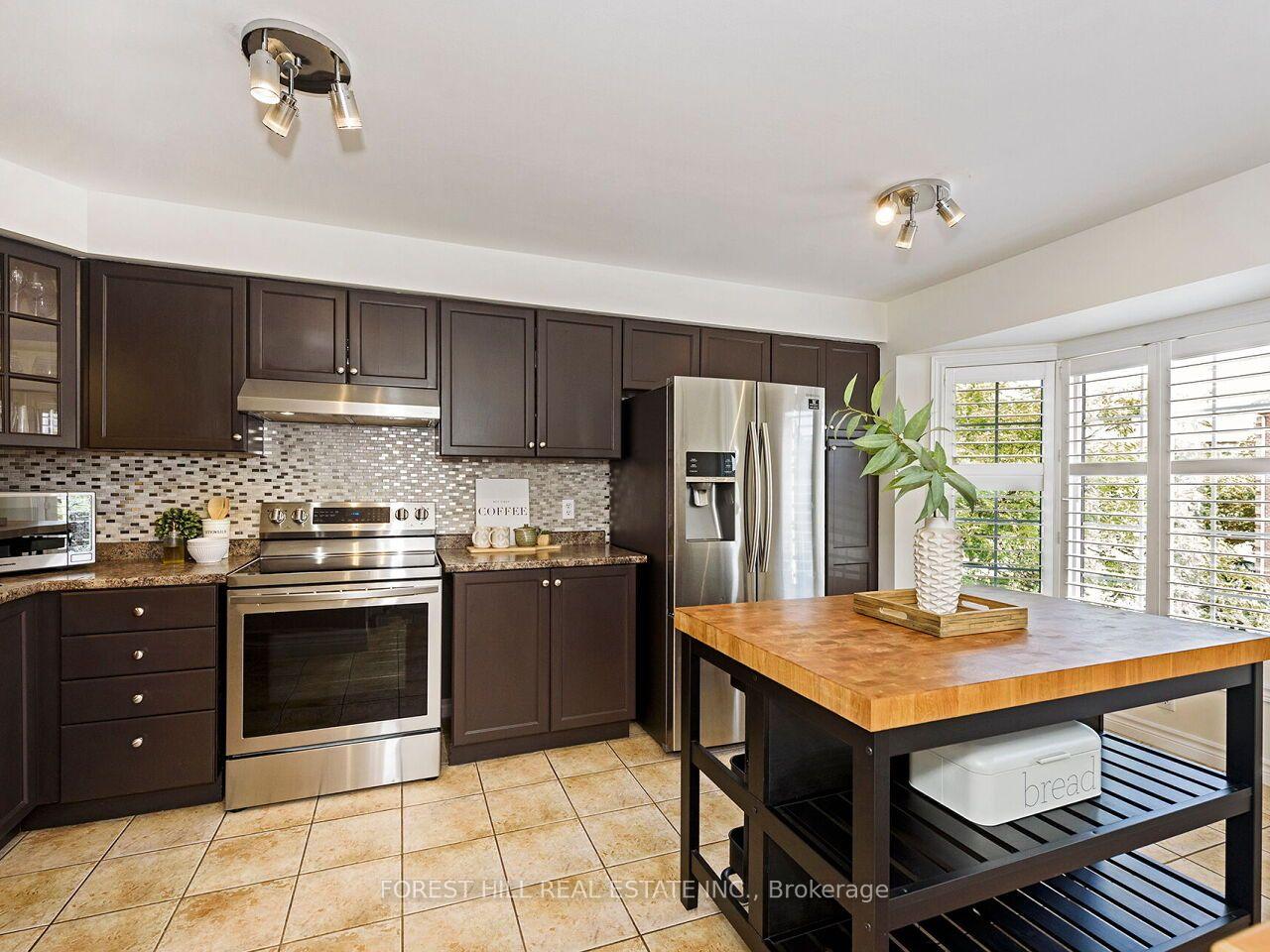 Photo 4 of Unit 59, 3480 Upper Middle Road, Burlington, Palmer — HOMEH