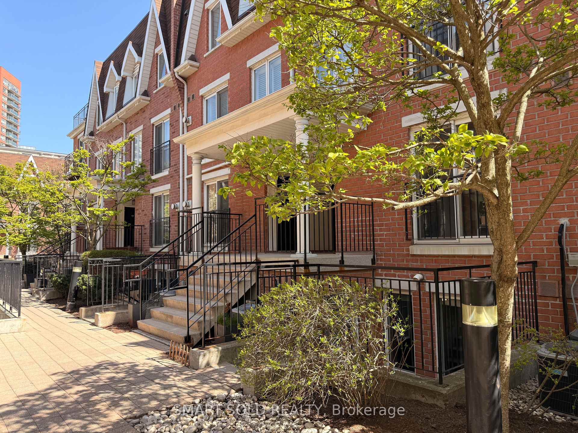 Photo 1 of Unit 725, 10 Laidlaw Street, Toronto, South Parkdale — HOMEH