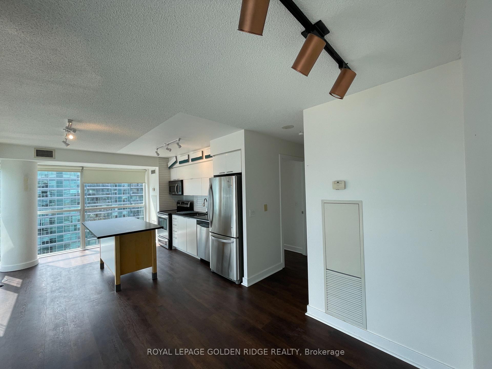 Photo 4 of Unit 2303, 80 Western Battery Road, Toronto, Niagara — HOMEH