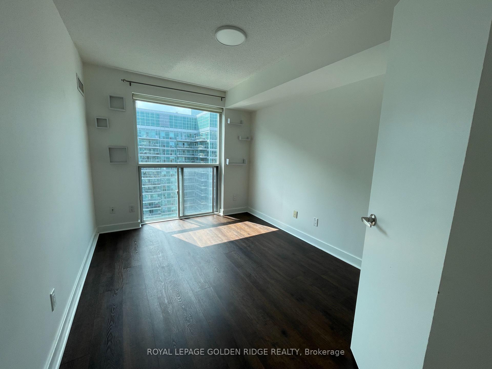 Photo 9 of Unit 2303, 80 Western Battery Road, Toronto, Niagara — HOMEH