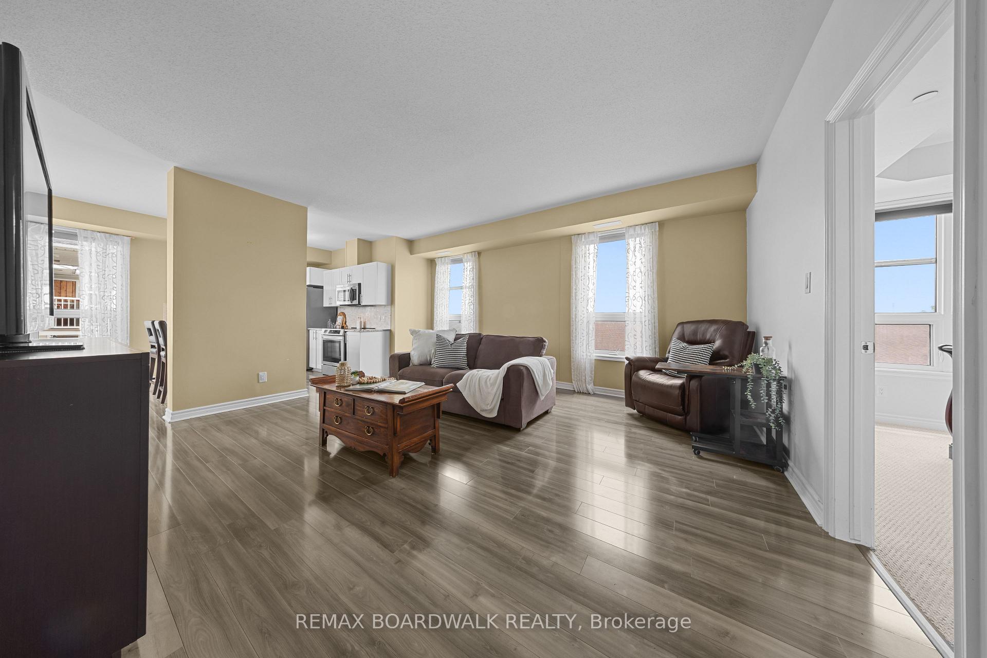 Photo 10 of Unit 302, 760 Chapman Mills Drive, Ottawa, Barrhaven - Strandherd — HOMEH