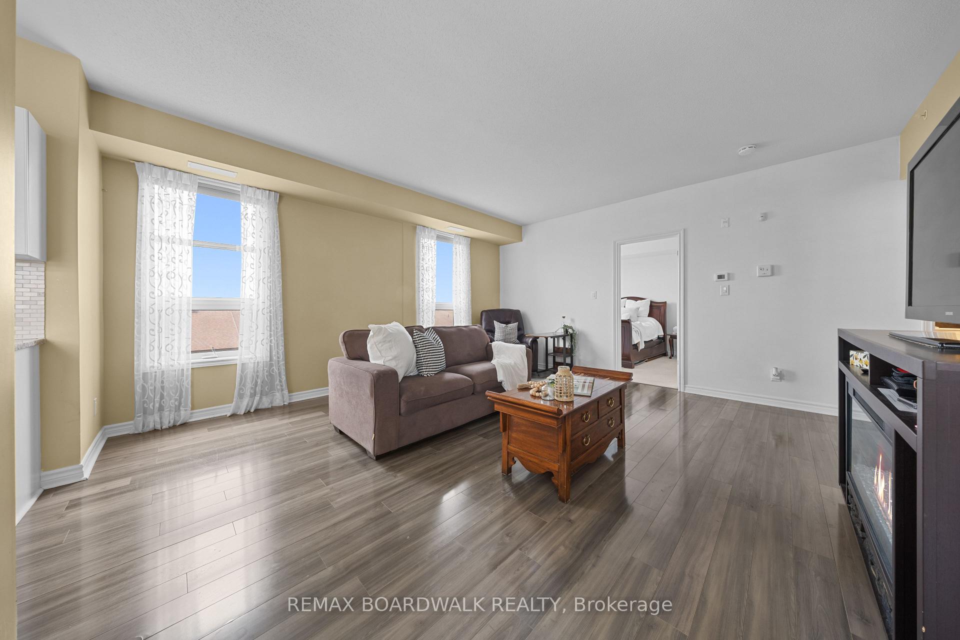Photo 11 of Unit 302, 760 Chapman Mills Drive, Ottawa, Barrhaven - Strandherd — HOMEH