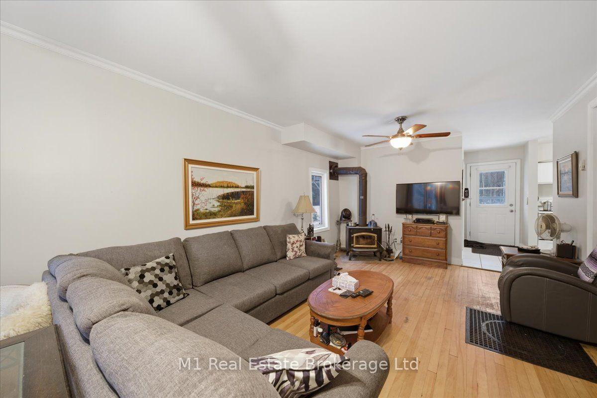 Photo 4 of 2191 Stisted Road S, McMurrich/Monteith, Sprucedale — HOMEH
