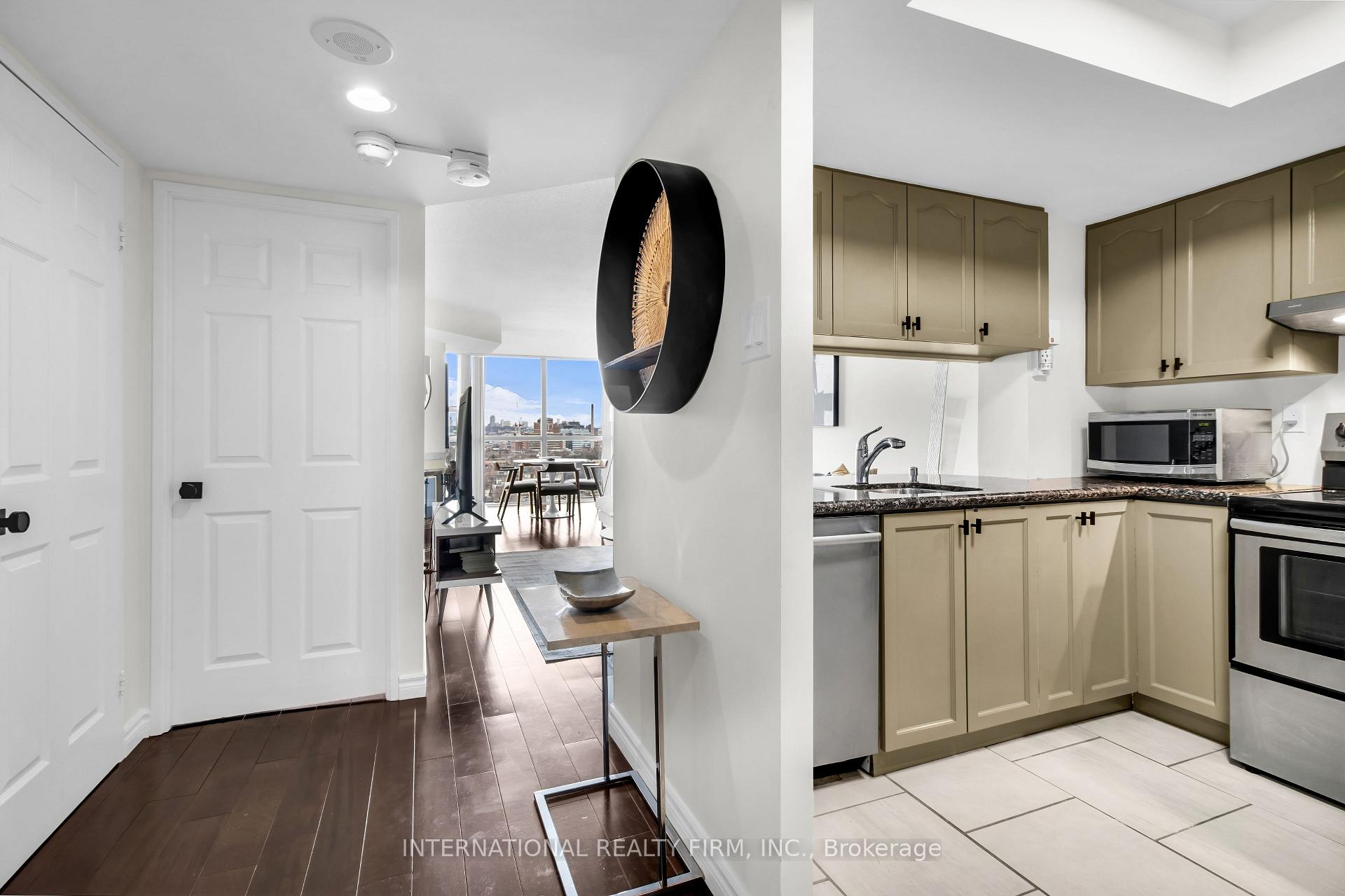 Photo 3 of Unit PH14, 705 King Street W, Toronto, Niagara — HOMEH