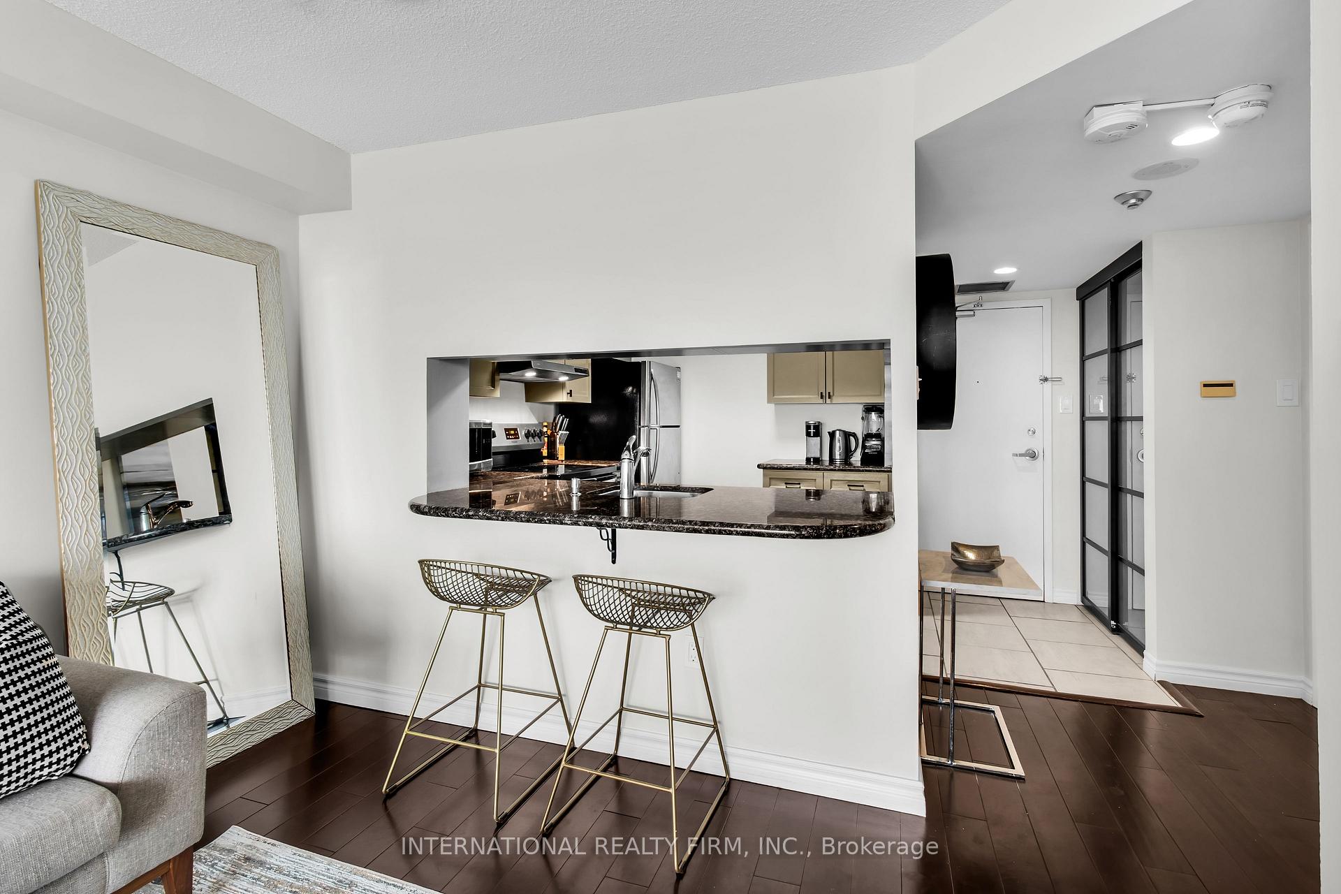 Photo 13 of Unit PH14, 705 King Street W, Toronto, Niagara — HOMEH
