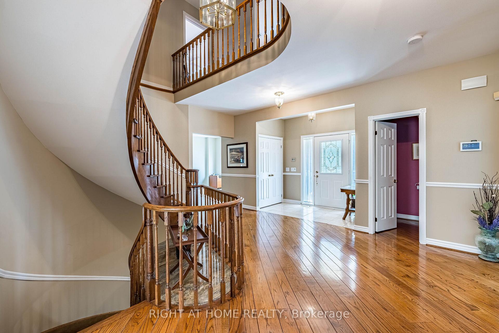 Photo 10 of 9 Glenridge Drive, Markham, Devil's Elbow — HOMEH