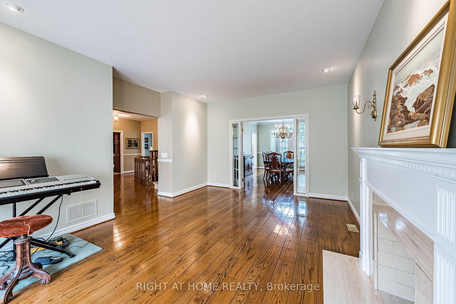 Photo 12 of 9 Glenridge Drive, Markham, Devil's Elbow — HOMEH