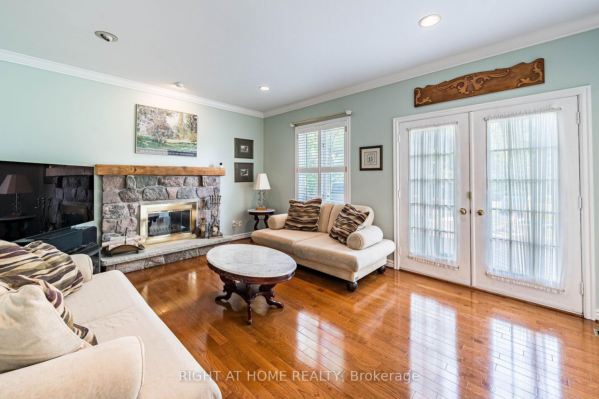 Photo 21 of 9 Glenridge Drive, Markham, Devil's Elbow — HOMEH
