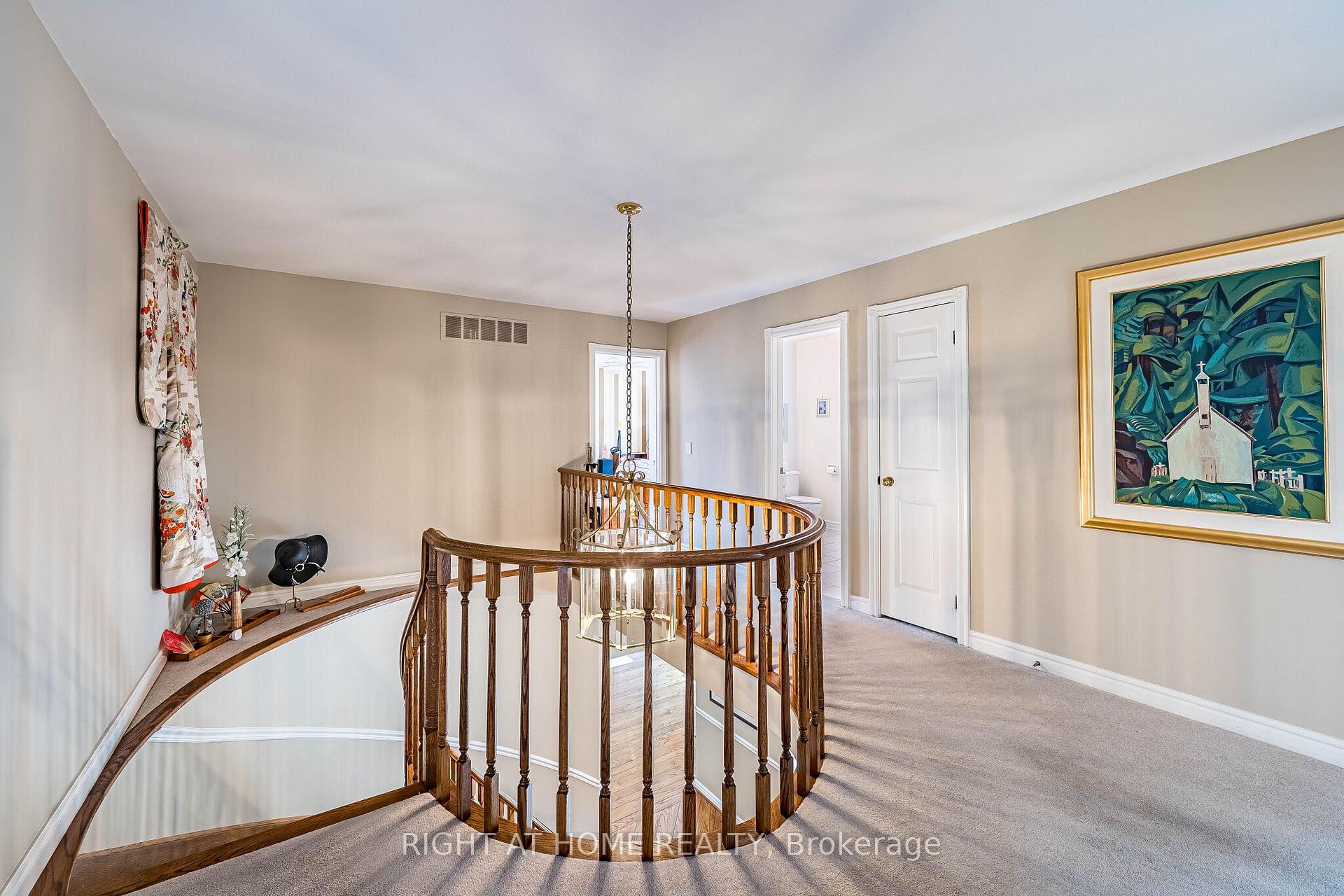 Photo 23 of 9 Glenridge Drive, Markham, Devil's Elbow — HOMEH