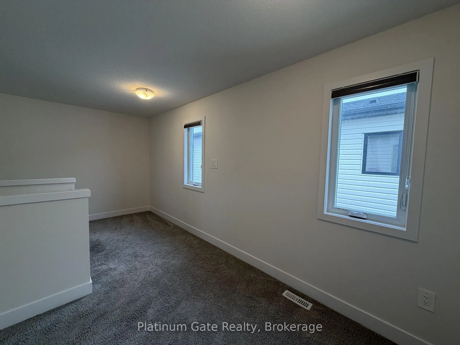 Photo 22 of Unit UPPER, 1433 Twilite Boulevard, London, North S — HOMEH