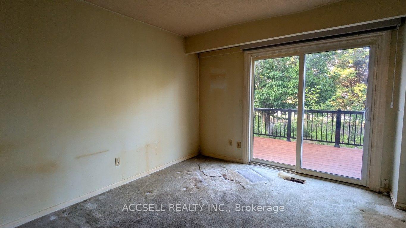 Photo 13 of 135 Placentia Boulevard, Scarborough, Agincourt North — HOMEH
