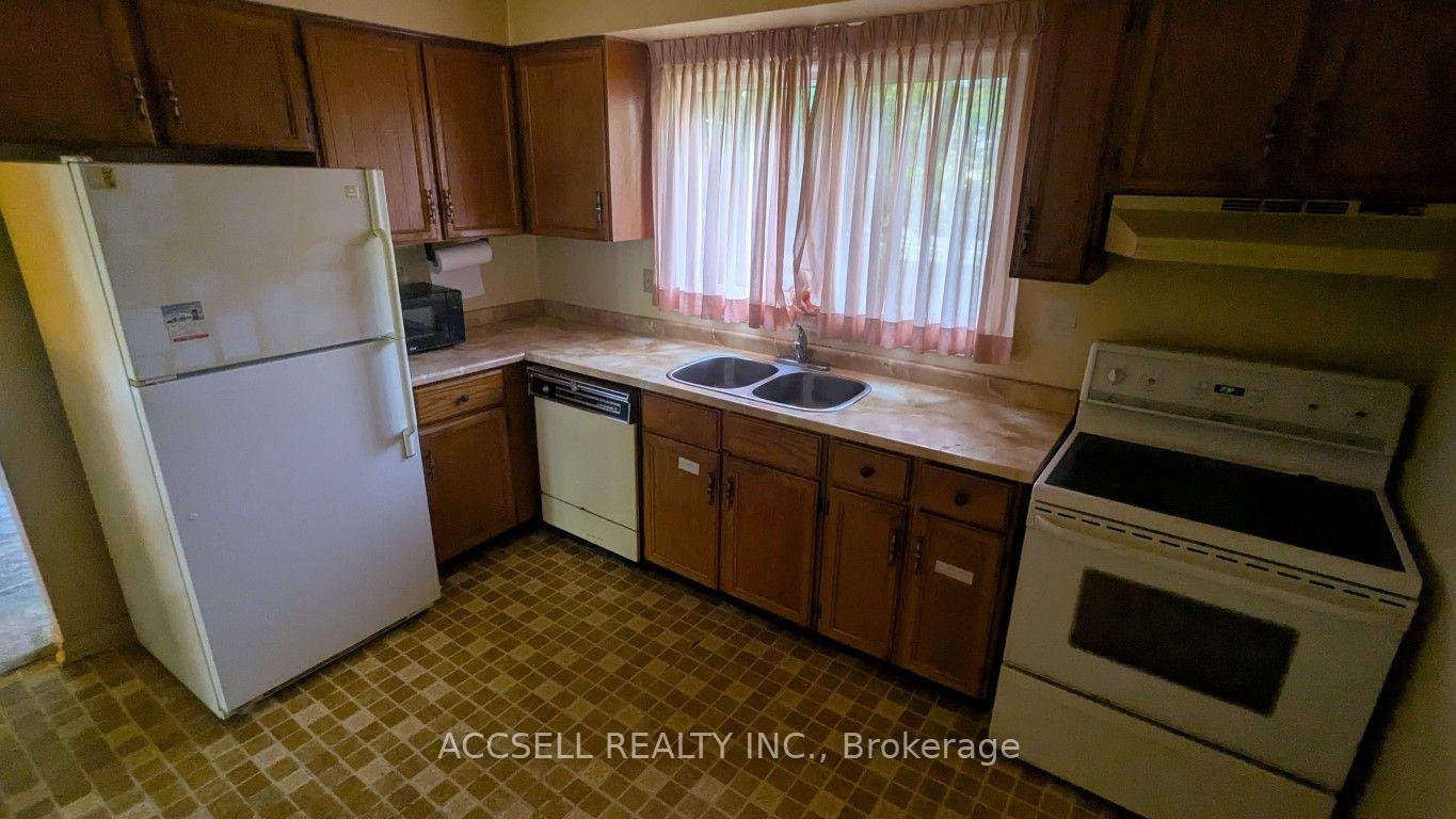 Photo 14 of 135 Placentia Boulevard, Scarborough, Agincourt North — HOMEH