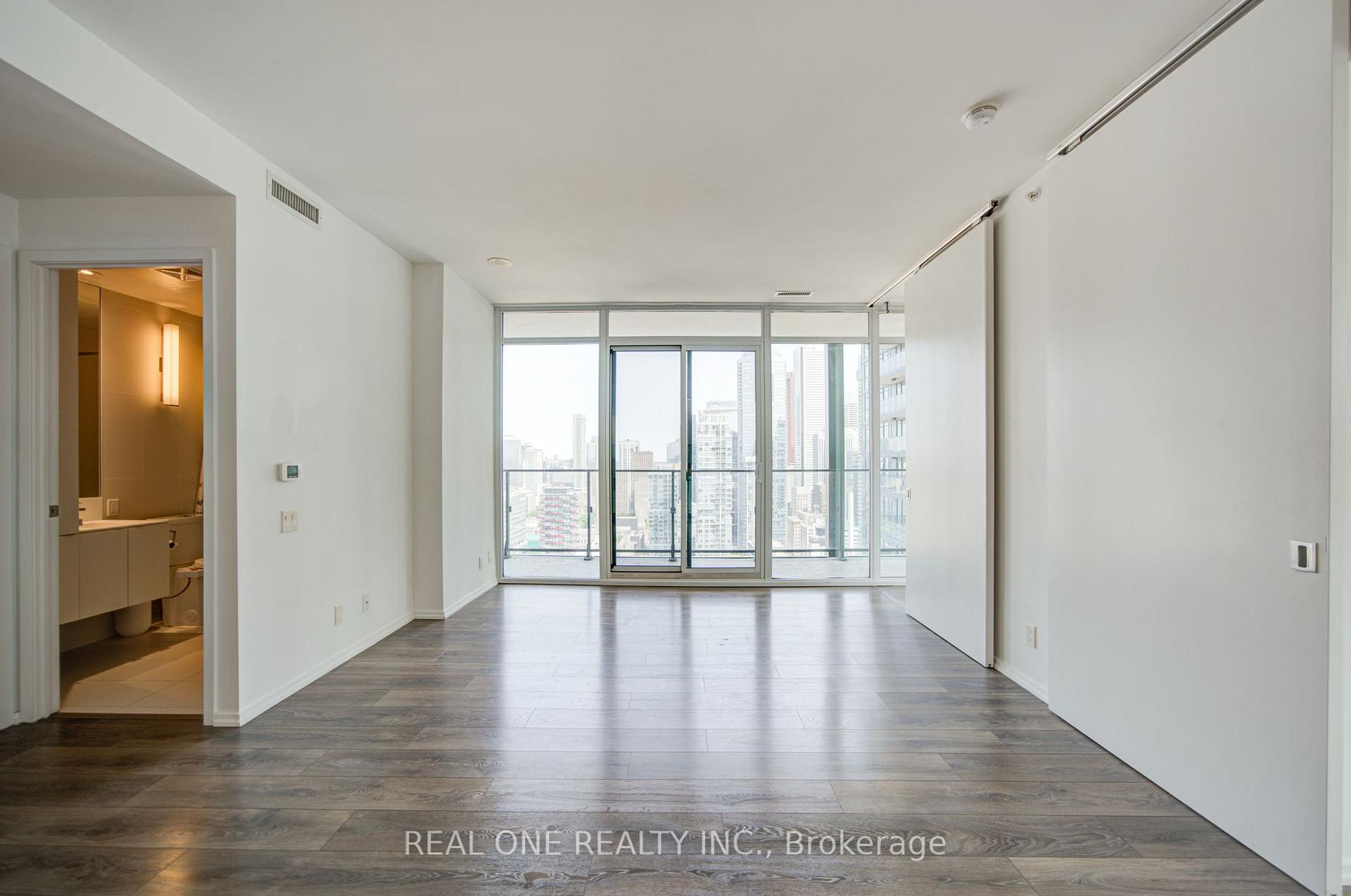 Photo 5 of Unit 3409, 125 Peter Street, Toronto, Waterfront Communities — HOMEH