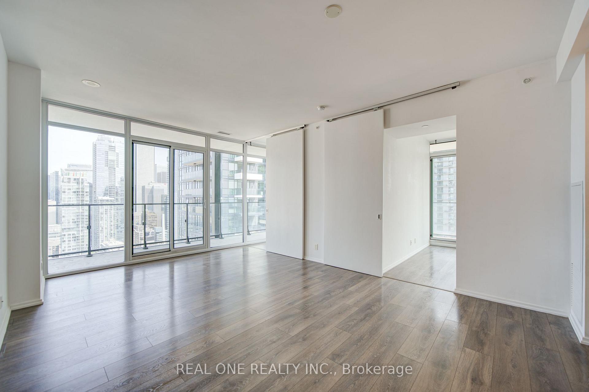 Photo 6 of Unit 3409, 125 Peter Street, Toronto, Waterfront Communities — HOMEH