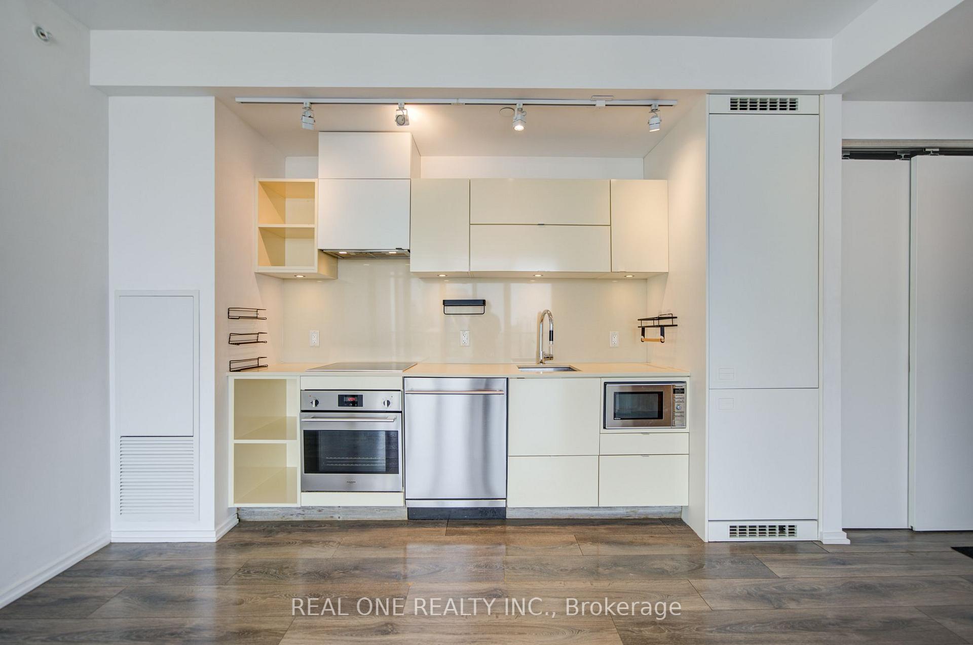 Photo 10 of Unit 3409, 125 Peter Street, Toronto, Waterfront Communities — HOMEH