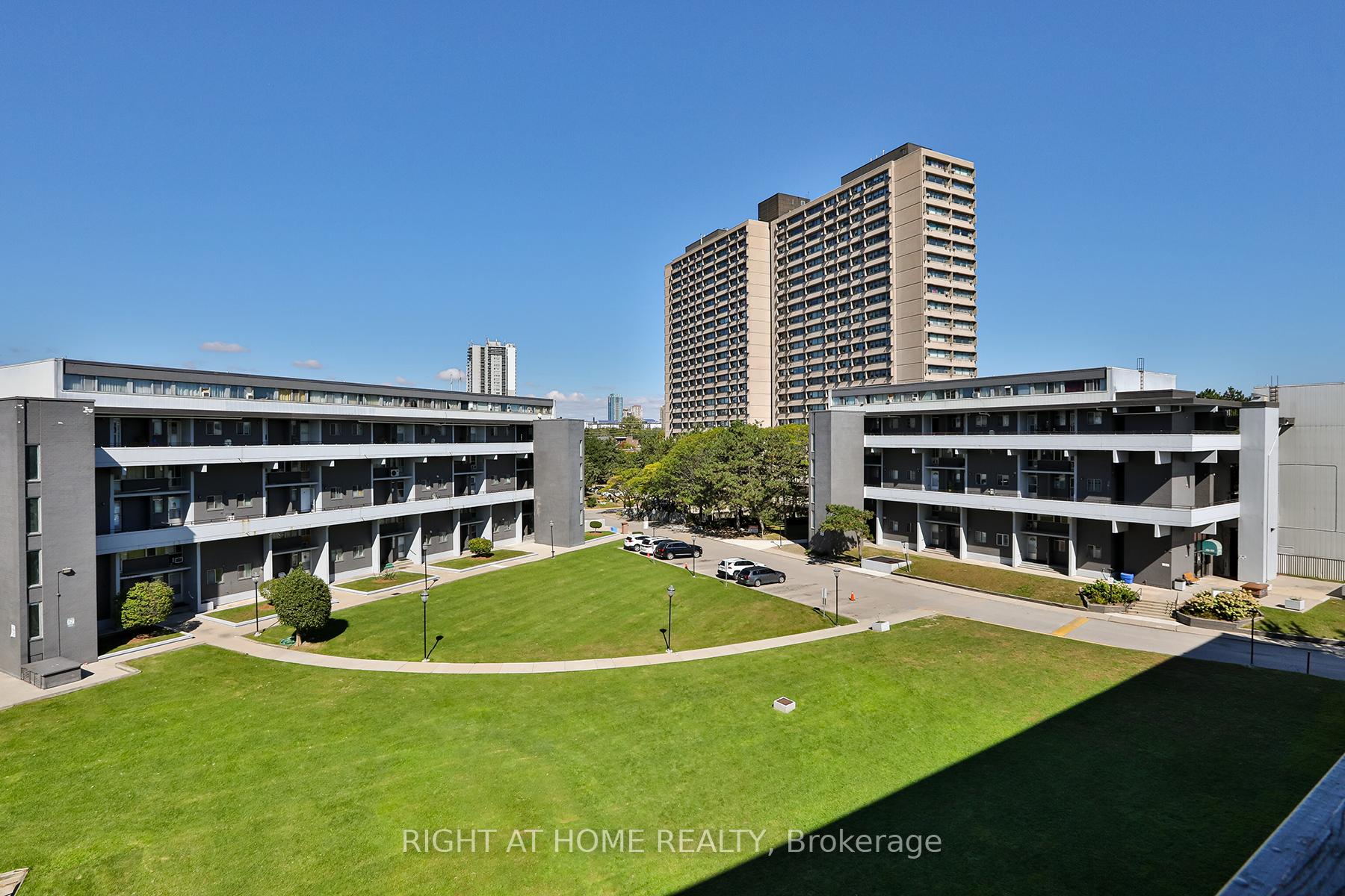 Photo 25 of Unit 302, 35 Sunny Glenway, Toronto, Flemingdon Park — HOMEH