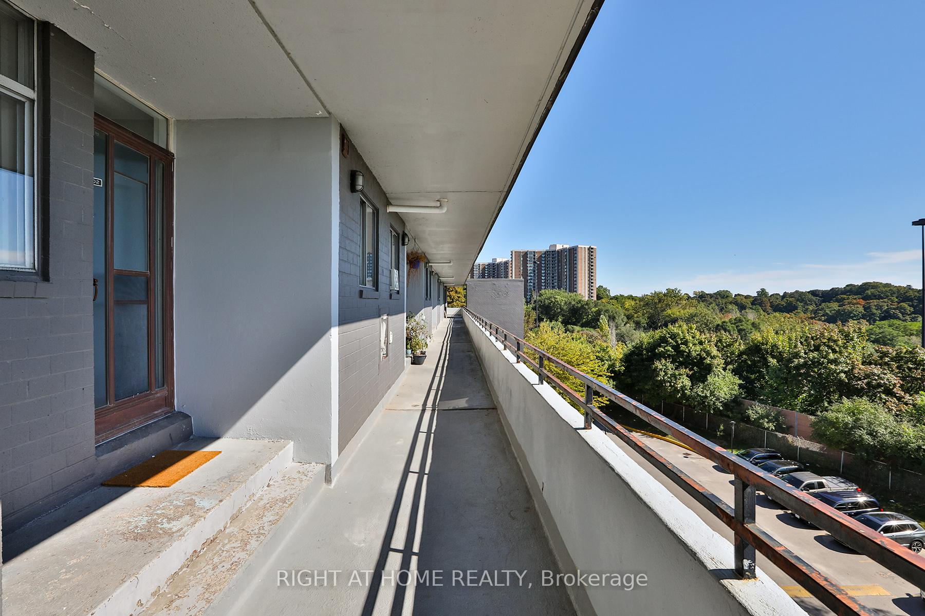 Photo 27 of Unit 302, 35 Sunny Glenway, Toronto, Flemingdon Park — HOMEH