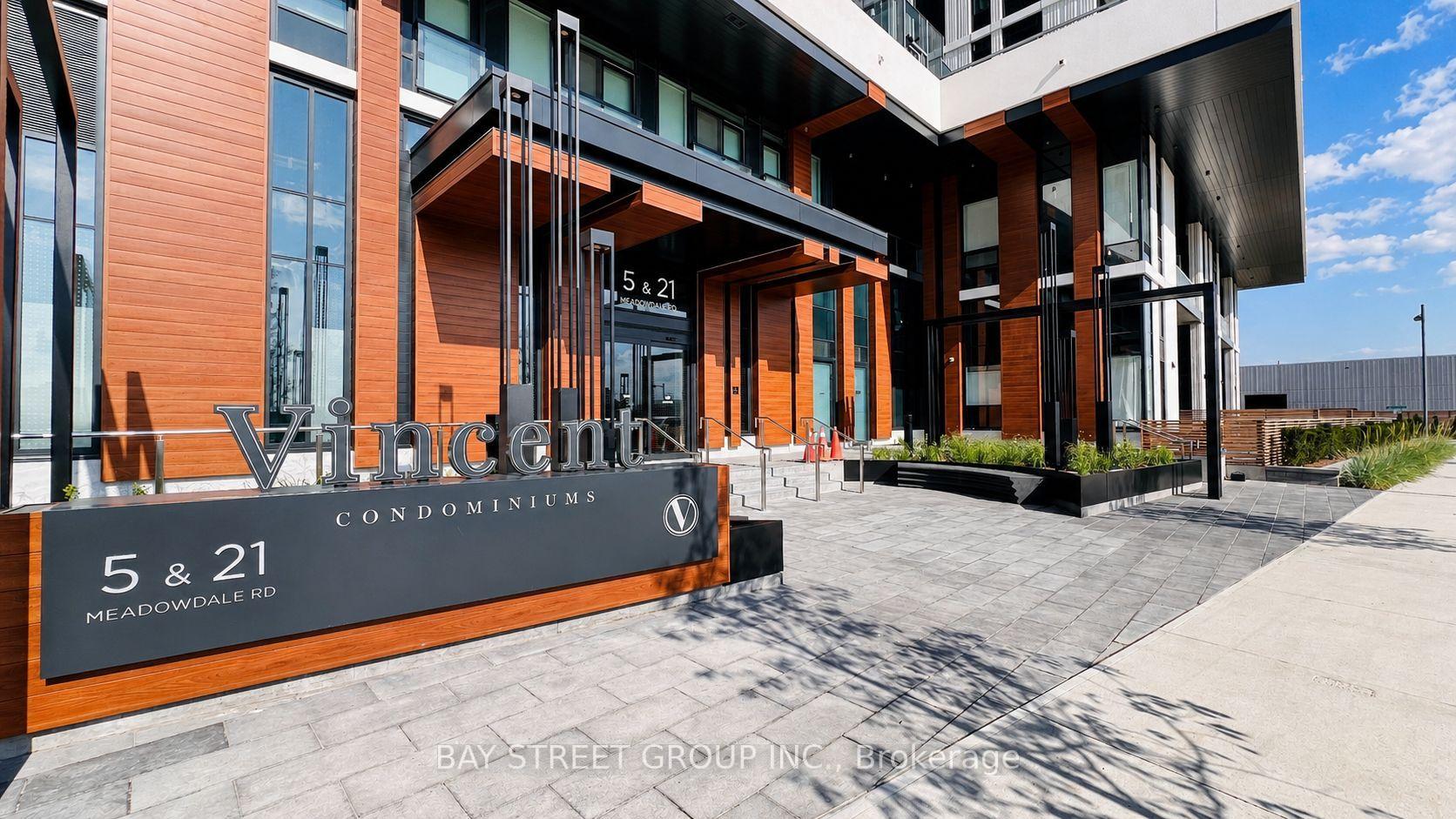 Photo 3 of Unit 908, 21 Meadowdale Road, Vaughan, Vaughan Corporate Centre — HOMEH