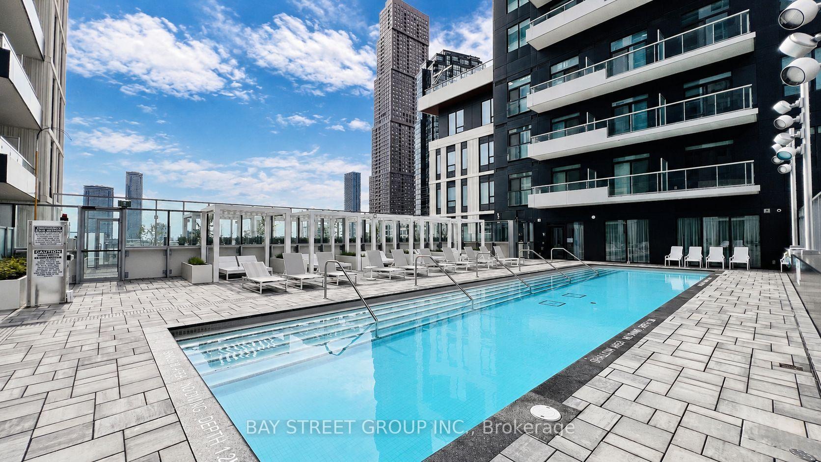Photo 12 of Unit 908, 21 Meadowdale Road, Vaughan, Vaughan Corporate Centre — HOMEH