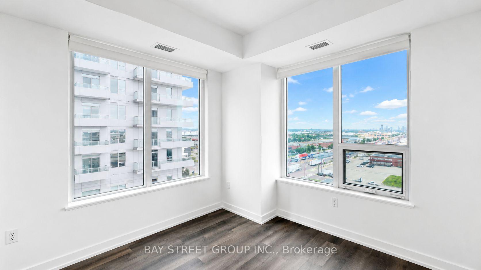 Photo 15 of Unit 908, 21 Meadowdale Road, Vaughan, Vaughan Corporate Centre — HOMEH