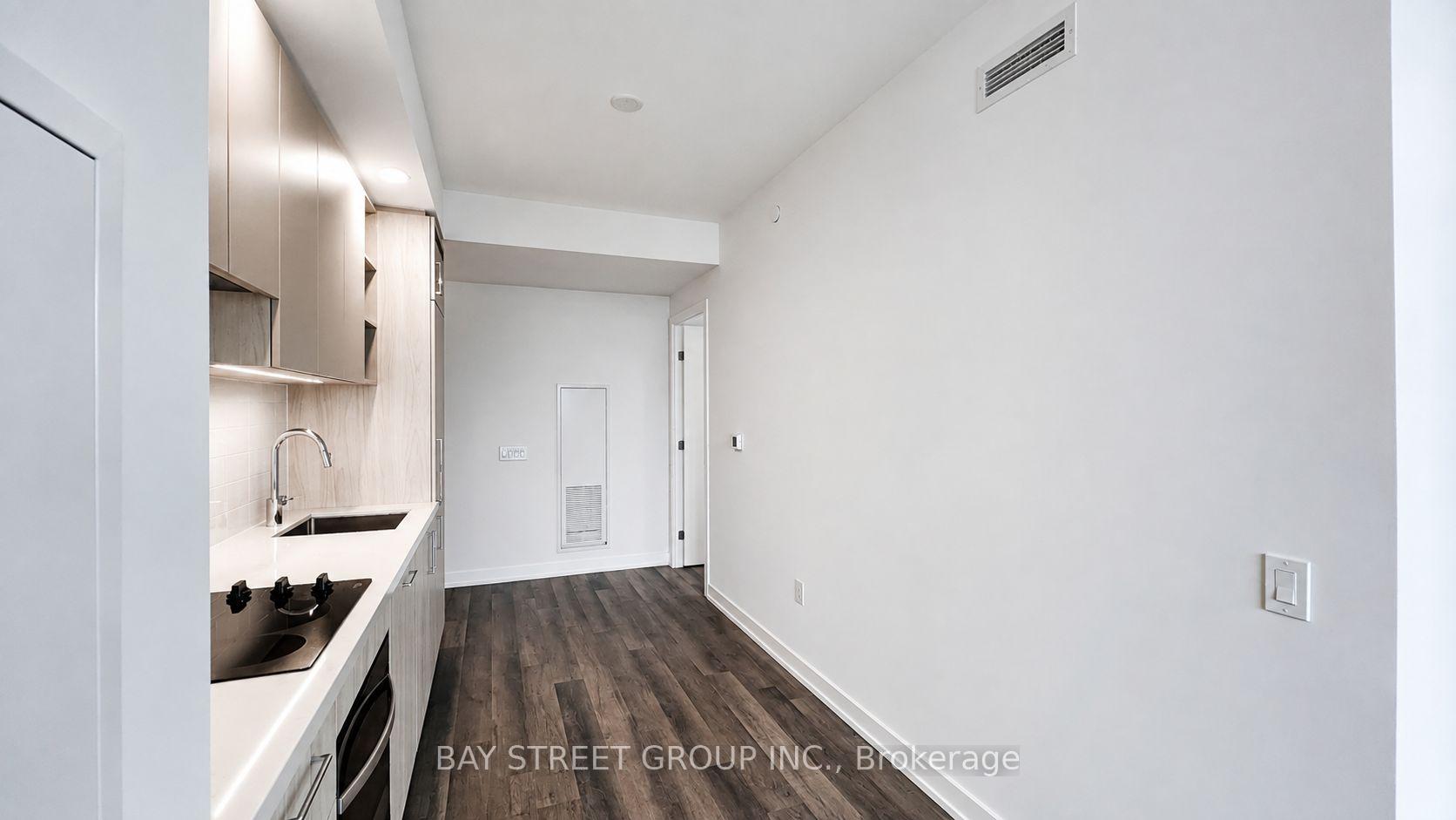 Photo 22 of Unit 908, 21 Meadowdale Road, Vaughan, Vaughan Corporate Centre — HOMEH