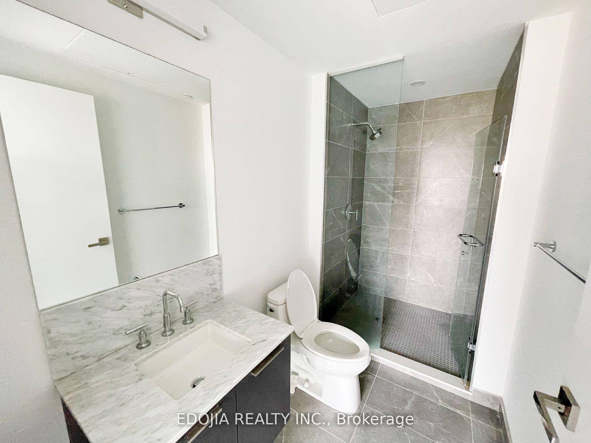 Photo 3 of Unit 2809, 3 Gloucester Street, Toronto, Church-Yonge Corridor — HOMEH