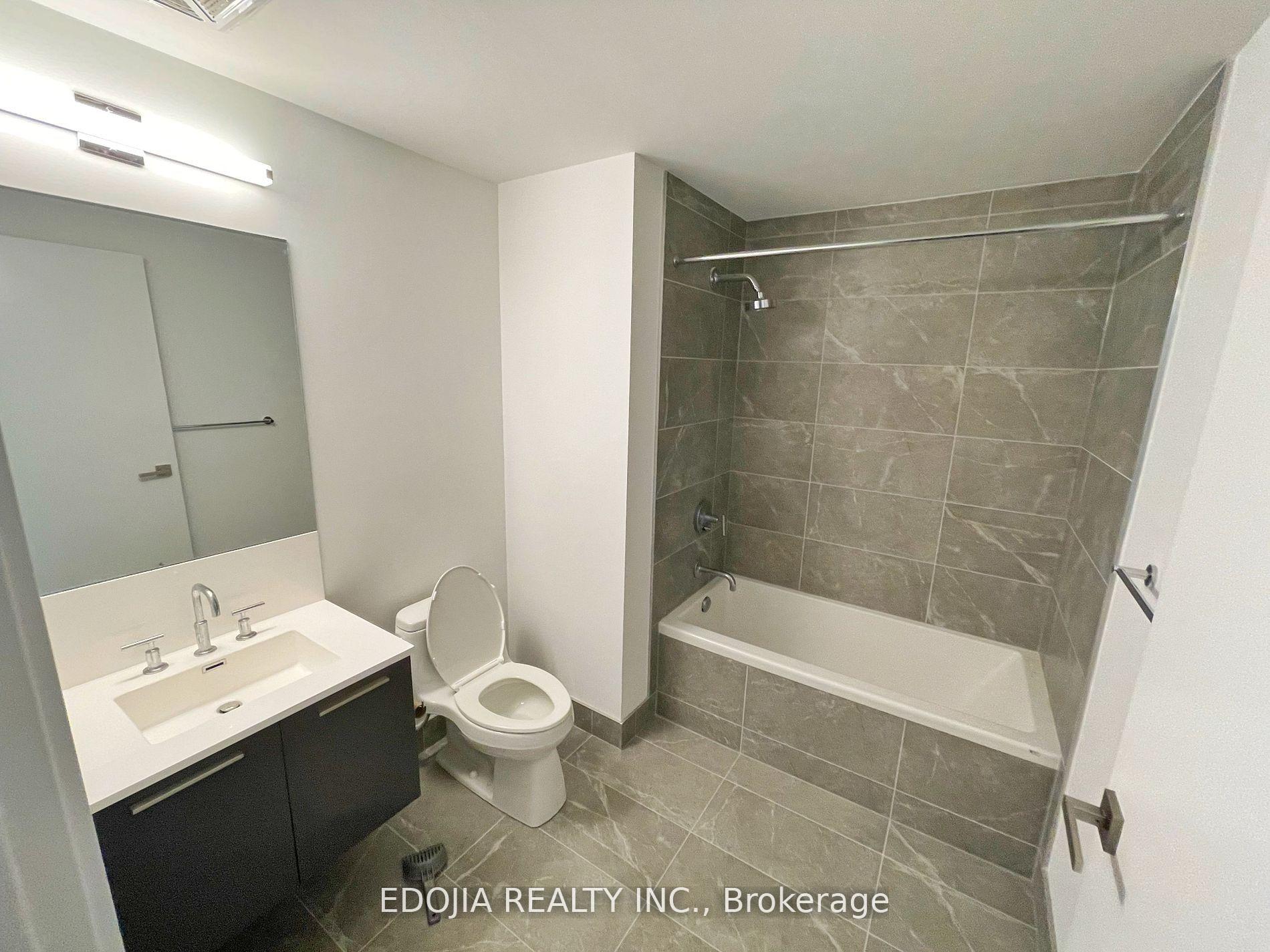 Photo 7 of Unit 2809, 3 Gloucester Street, Toronto, Church-Yonge Corridor — HOMEH