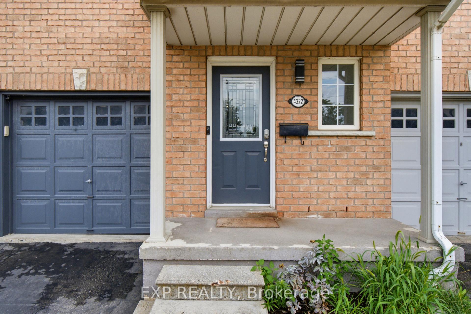 Photo 4 of 4322 Fairview Street, Burlington, Shoreacres — HOMEH