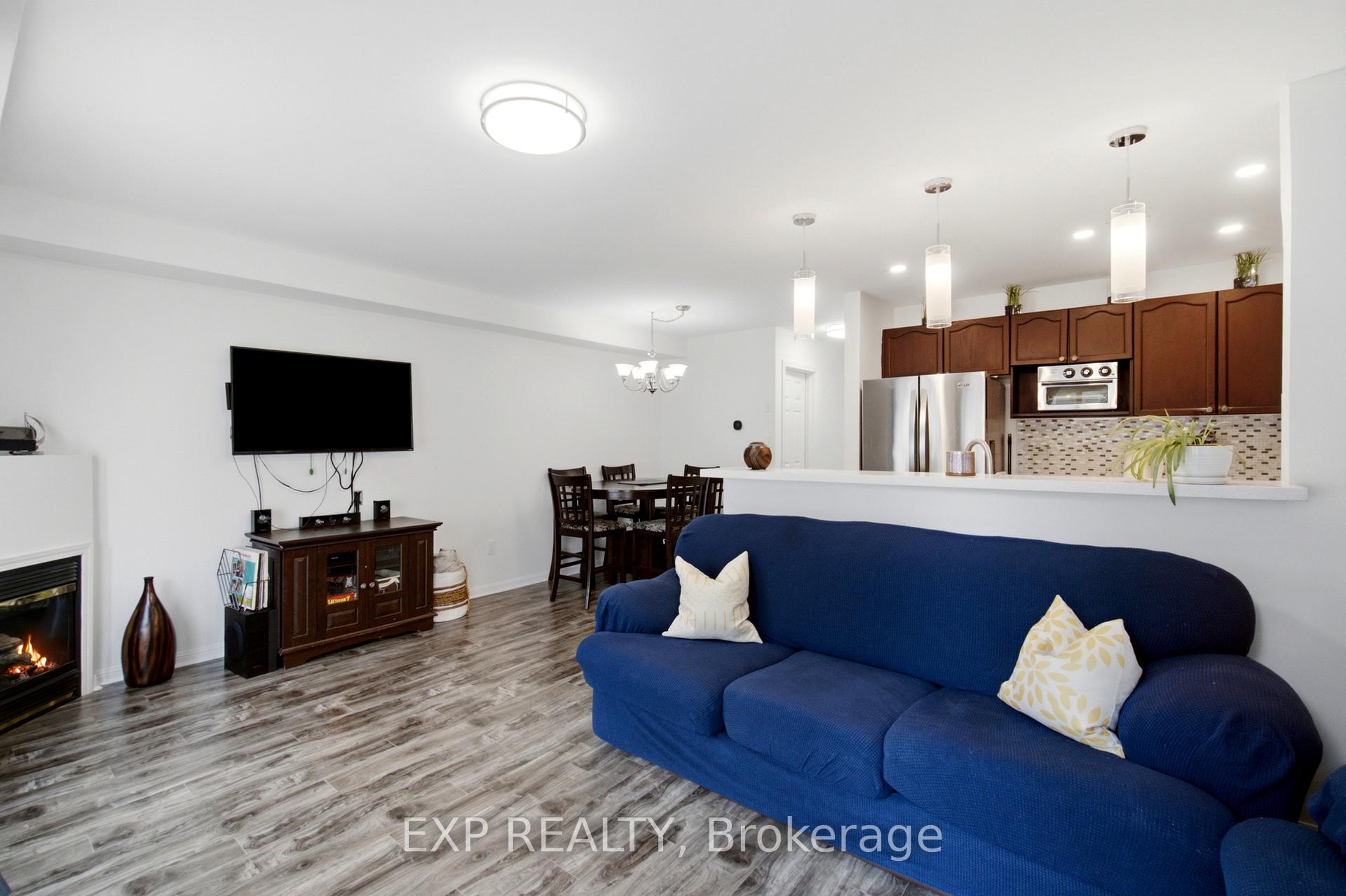 Photo 9 of 4322 Fairview Street, Burlington, Shoreacres — HOMEH