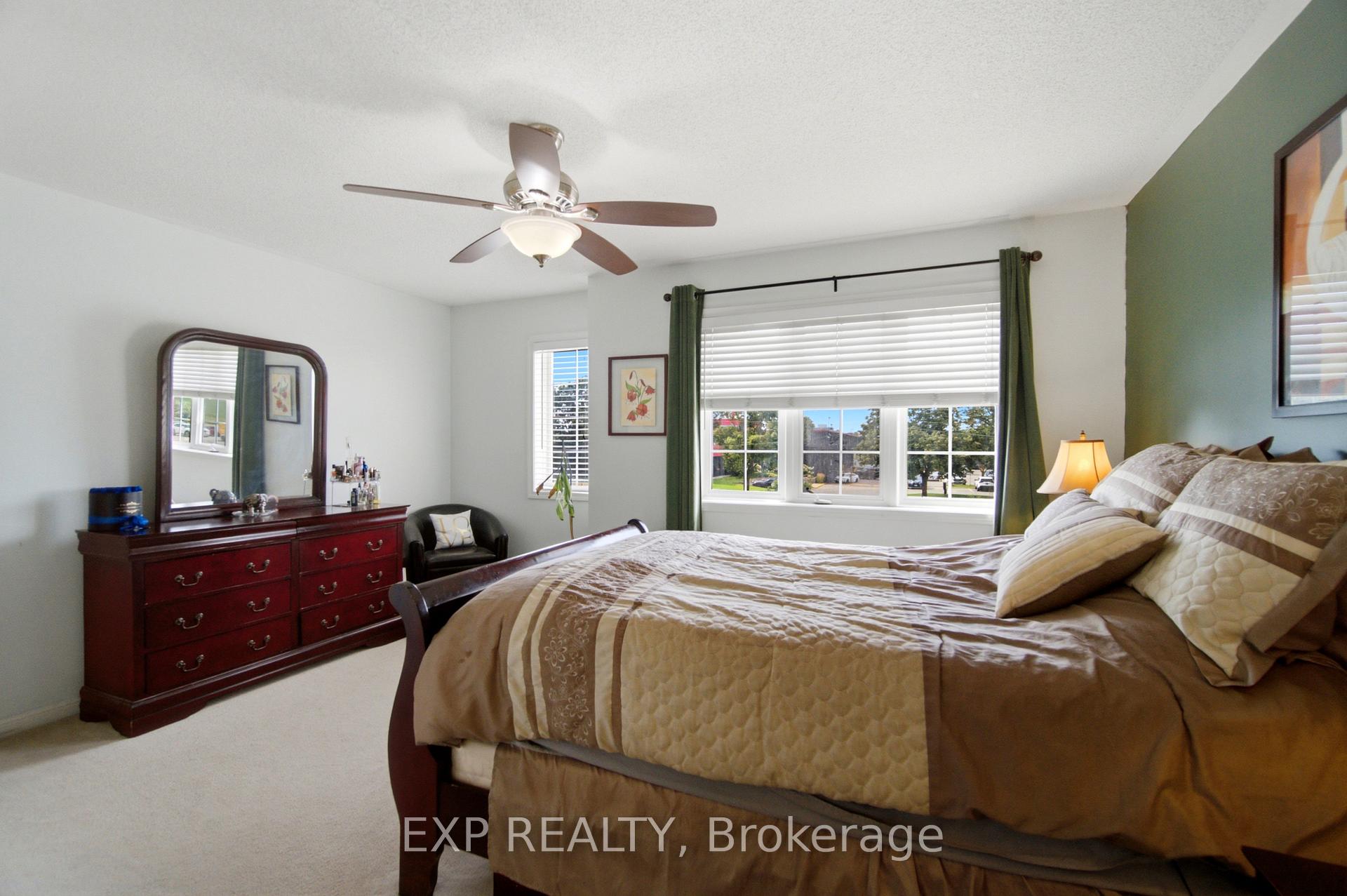 Photo 24 of 4322 Fairview Street, Burlington, Shoreacres — HOMEH