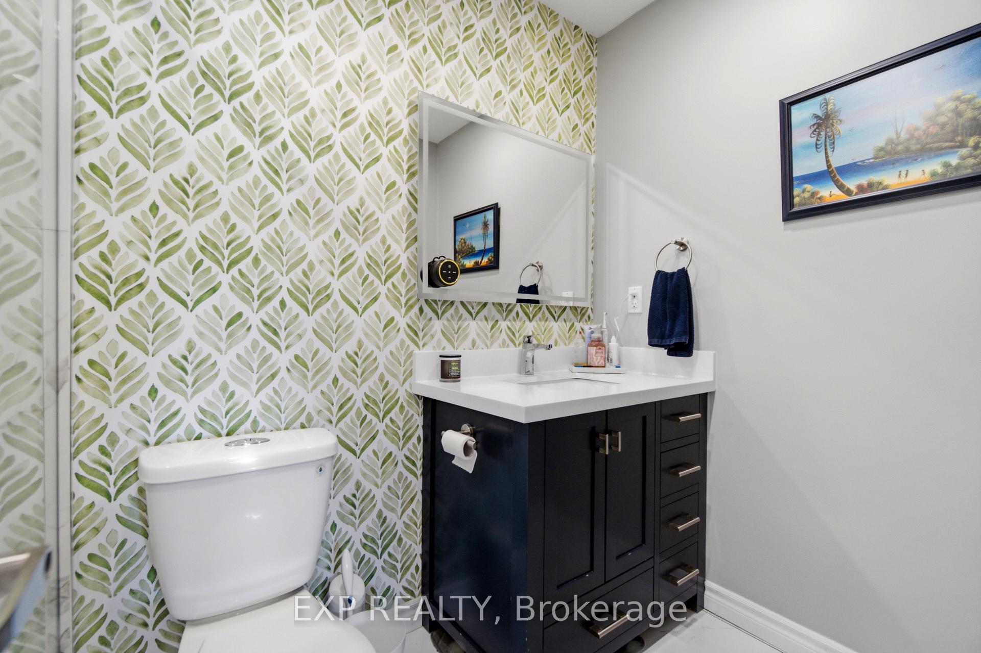 Photo 25 of 4322 Fairview Street, Burlington, Shoreacres — HOMEH